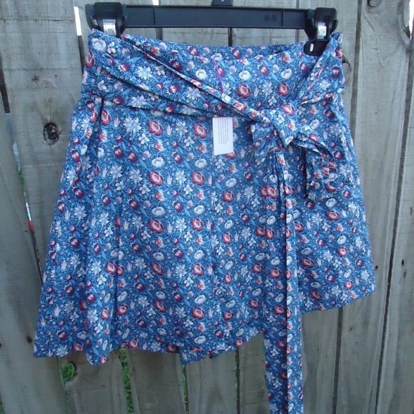 Melani Cotton Dawson Forest Road Shorts Liberty 2